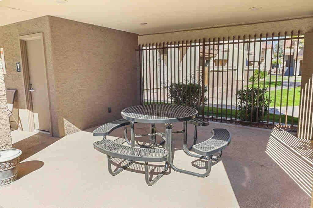 The Cool Cactus Condo With Pool And Jacuzzi Tempe Ngoại thất bức ảnh
