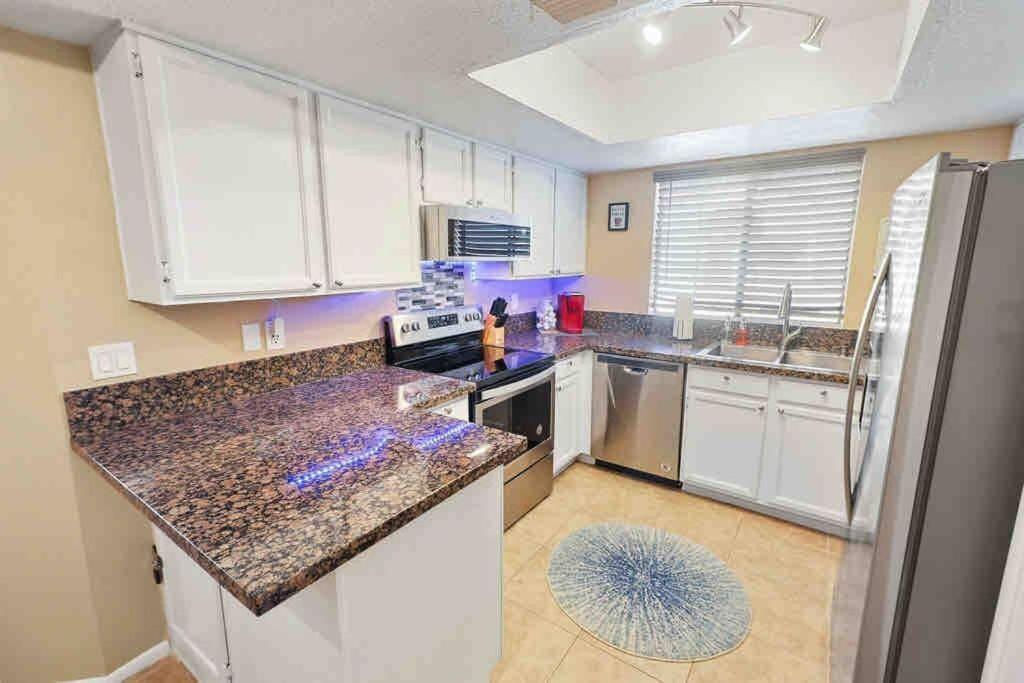 The Cool Cactus Condo With Pool And Jacuzzi Tempe Ngoại thất bức ảnh
