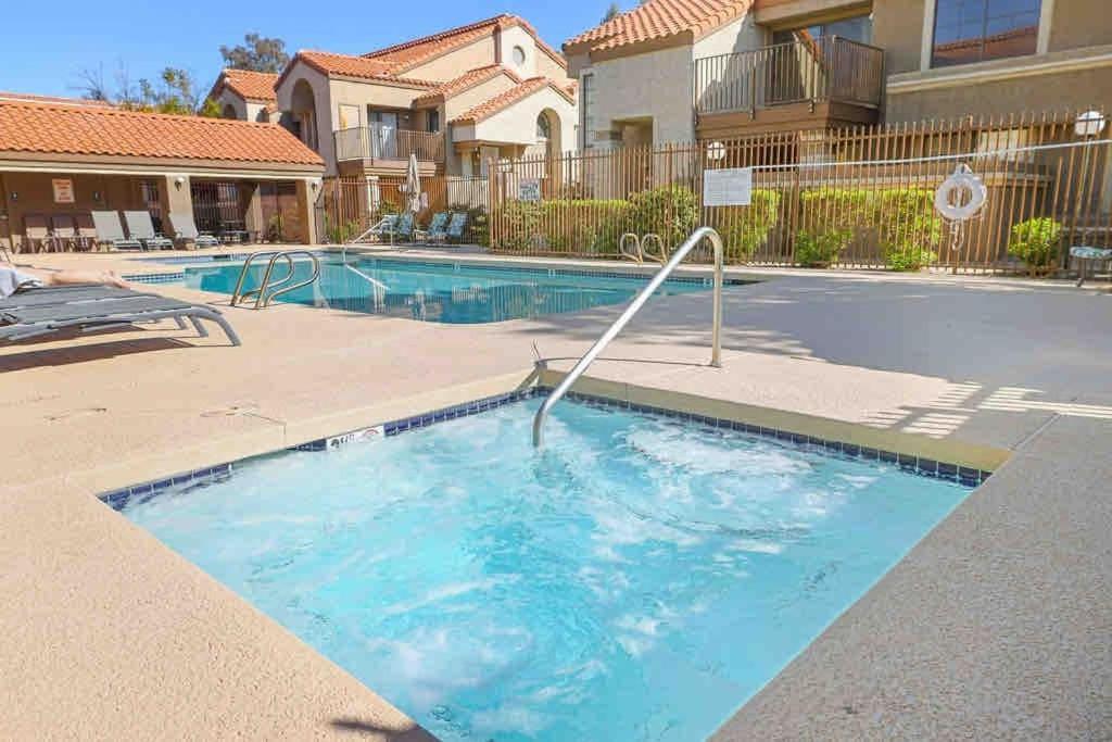 The Cool Cactus Condo With Pool And Jacuzzi Tempe Ngoại thất bức ảnh